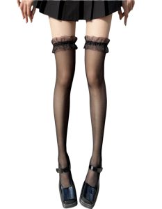 Панчохи з фатиновими воланами вище коліна
